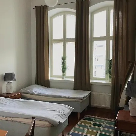 Apartment 1 *